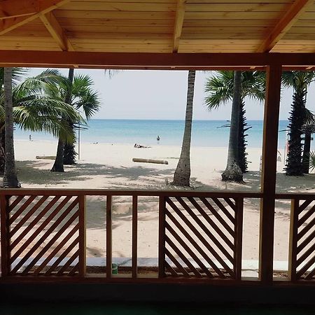 Alfresco Beach Hotel Uppuveli ภายนอก รูปภาพ