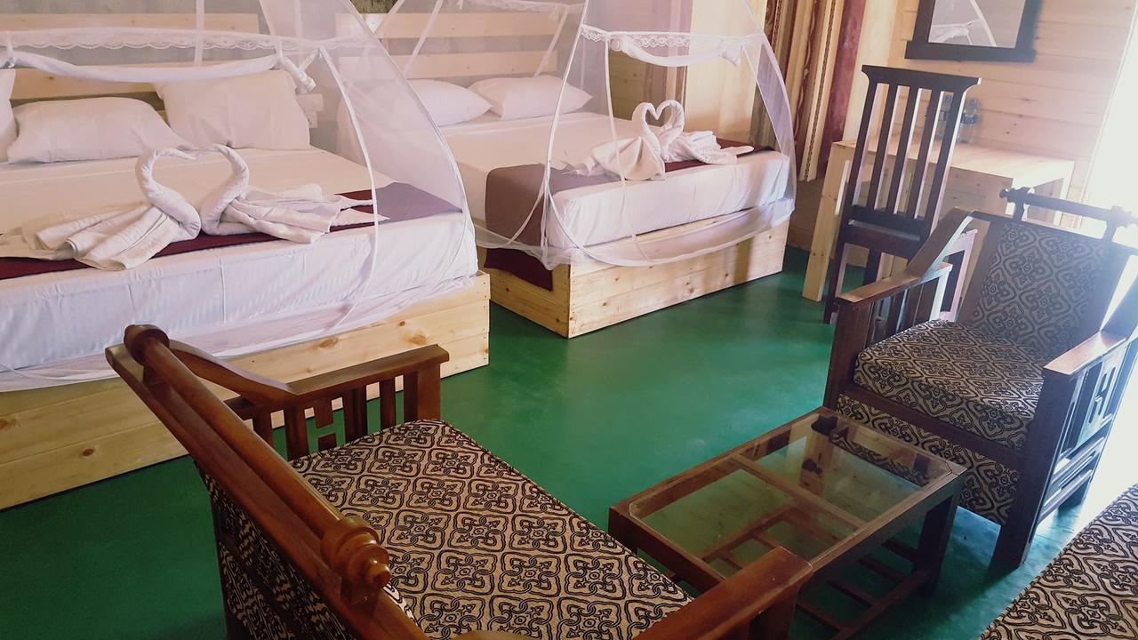 Alfresco Beach Hotel Uppuveli ภายนอก รูปภาพ